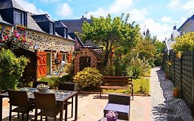 Maison D'hôtes Gites De La Cote D'emeraude À